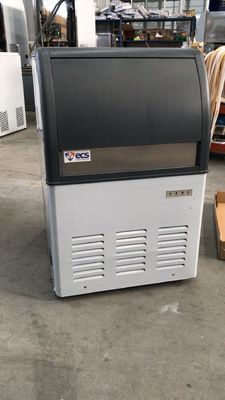 ホテル用220V電圧のアイスキューブメーカー 500kg/24h容量で操作が簡単