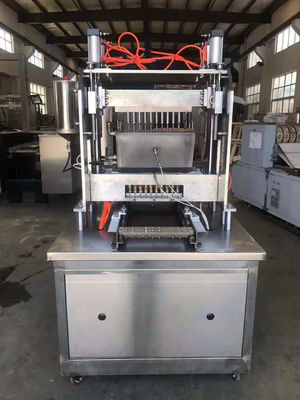 最終製品 20-35時間/分 ハードとソフトゼリーキャンディのための半自動キャンディーマシン