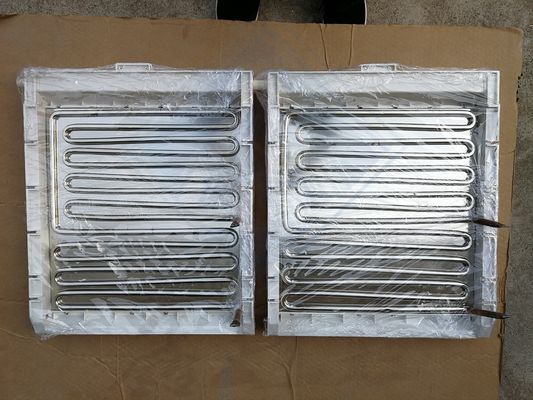 急速工業用氷機 22*22mm 氷型 65kg/日 立方体とチューブ氷の容量