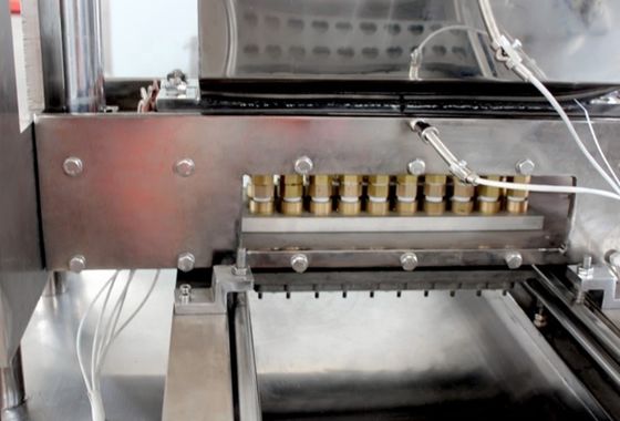私たちの多機能菓子機で 美味しいゴミクマとゼリーキャンディを作ります