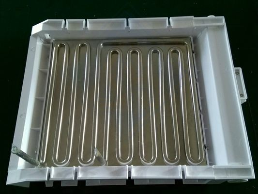 カウンターアイスキューブマシン蒸発器 水晶透明の氷のキューブのためのシルバーアイスメーカー
