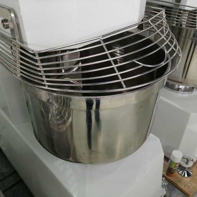 商業用パンの粉末生産におけるカスタマイズされた粉末混合のためのプロスピラルミキサー