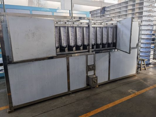 430×520×790 大量の氷の生産のための工業用氷塊機械 操作が簡単