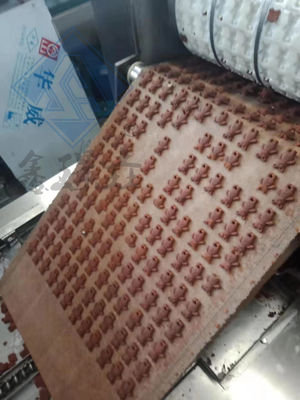 完全自動 2kw 工業用アイスクリーム クッキー チョコレートサンドイッチ クッキー メーカー
