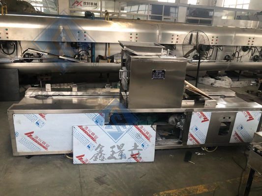 機械機能 完全に自動生産ラインでナッツケーキクッキーを作る