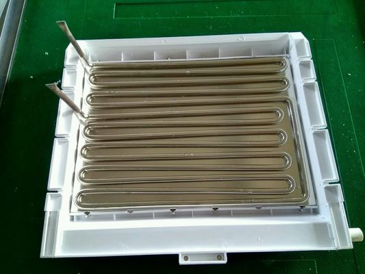 高生産性 60kg/24hr 銅製氷機とニッケル蒸発器のアイスキューブメーカー