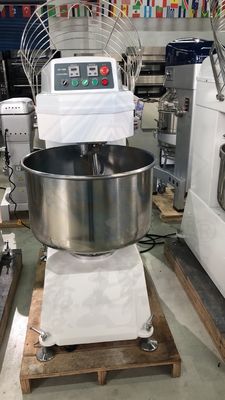 490X390X695mm 10l 15l 20l 30l パンケーキのための惑星遠心ミキサー パキスタンで販売