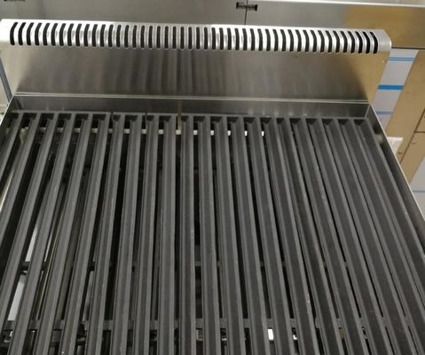 スタッドレスタイヤ 電気 ラバ ロック グリル テーブルバーベキュー グリル 400*650*480MM