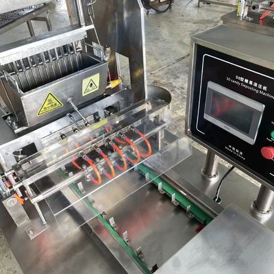 容量 20-50kg/h ミント硬糖菓子製造機械 ジェリー 砂糖糖菓子 貯蔵機