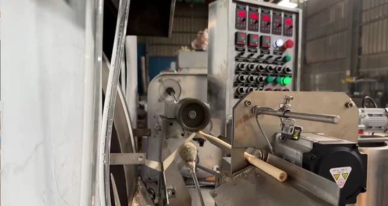 高生産性 簡単に操作する 小麦粉のクッキー エッグロール 機械 生産ライン