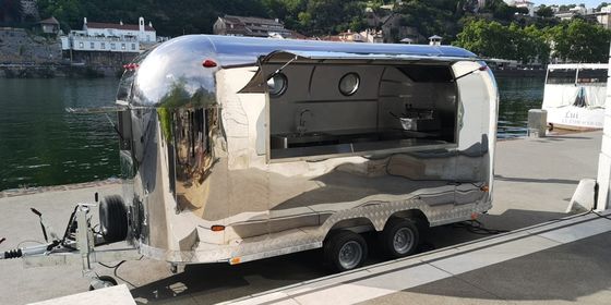 道路車 ホットドッグカート 移動式 食品トラック トレーラー 完全装備 レストラン