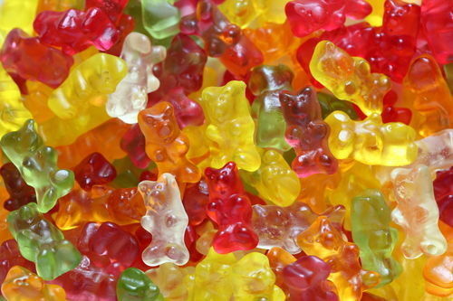 1.5KW チョコレート・トーフィー・ロリポップ ゴム・ベア・マシン 50kg/h 工業菓子製造