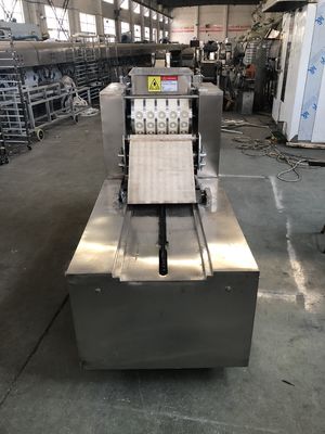 スノーマン 丸いバタークッキー 形作機 ビスケット製造機器
