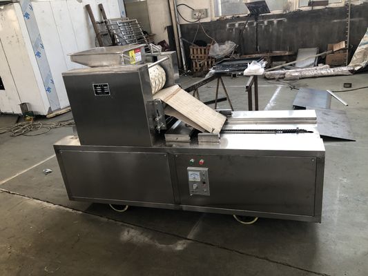 高生産性と効率性 工業用丸い花のクッキーメーカー