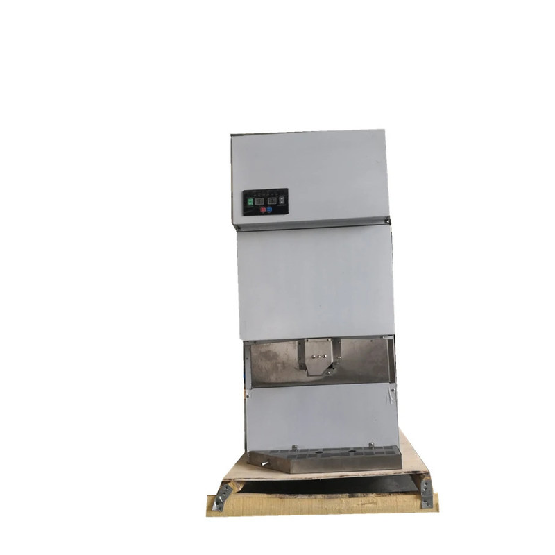 オートマティック制御システム キューブアイスディスペンサーのための底部ロードアイスメーカーマシン